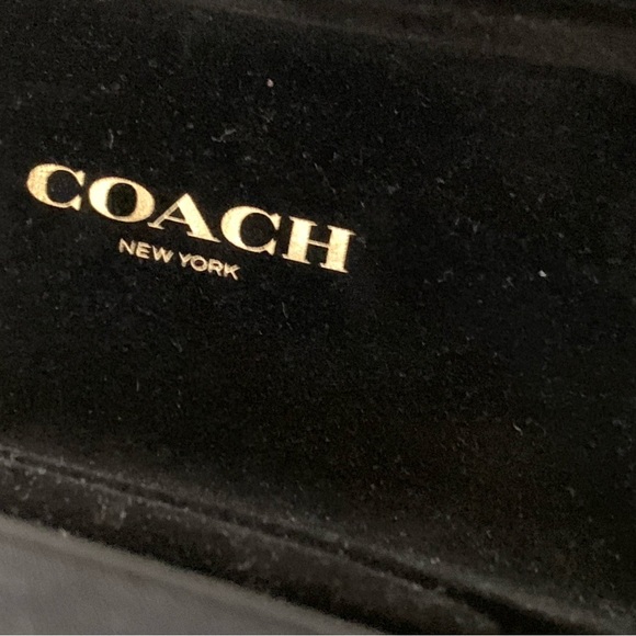 Coach glasses case - Picture 3 of 10